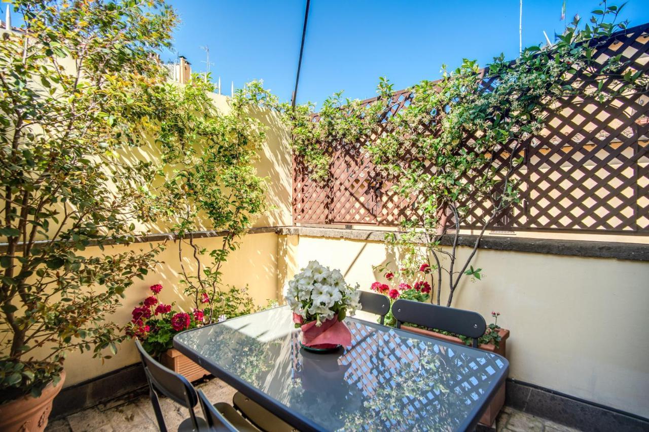 Appartamento Trevi'S Roof Terraces Roma Esterno foto